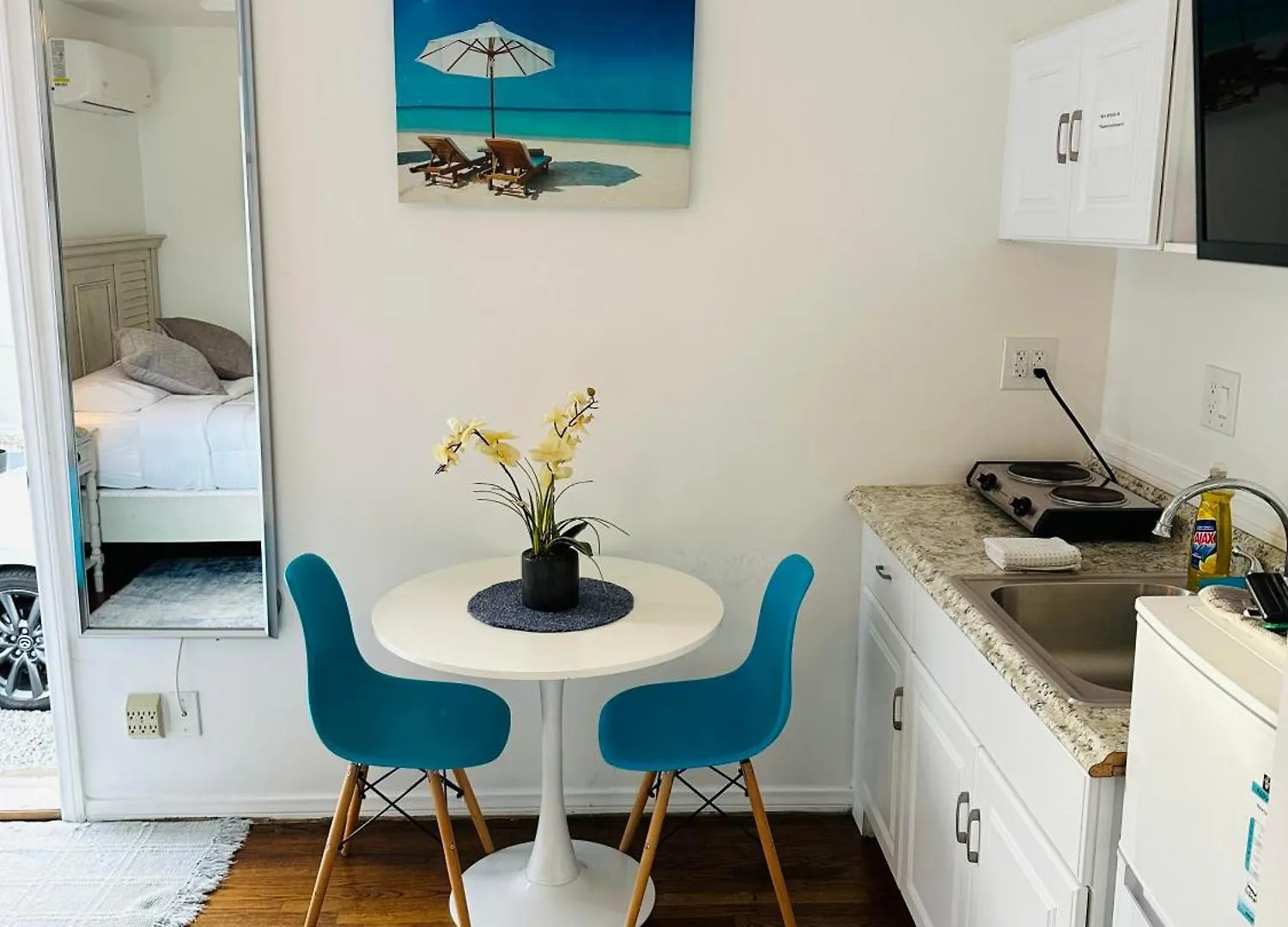 Studio, 5 Minutes To Venice Beach Free Parking! Los Angeles Apartment